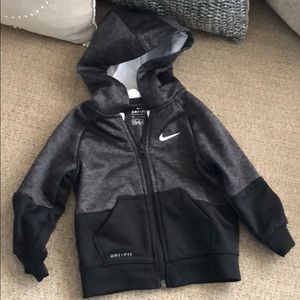 Nike jacket size 12 months